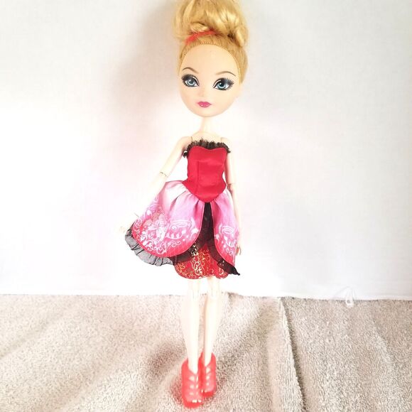 Ever After High First Chapter Apple White Doll Ballerina Outfit Shoes Lot of 2 - Picture 2 of 16